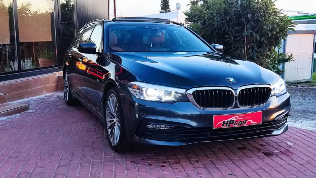 BMW 520 2018 - 29990 EUR, 130000 km - AUTO.MOTO.pt - 130000km - foto 43 de 43