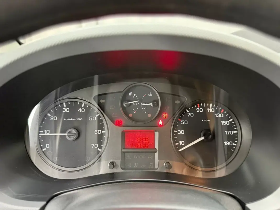 Citroën Berlingo 2011 - 9250 EUR, 111000 km - 111000km - foto 16 de 16