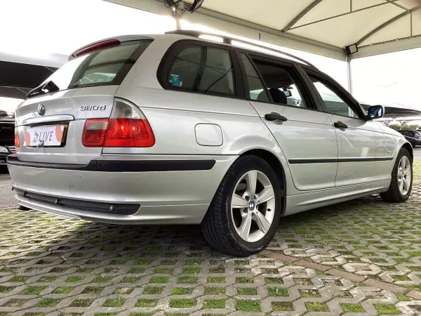 BMW 320 2001 - 5000 EUR, 205000 km - AUTO.MOTO.pt - 205000km - foto 2 de 7