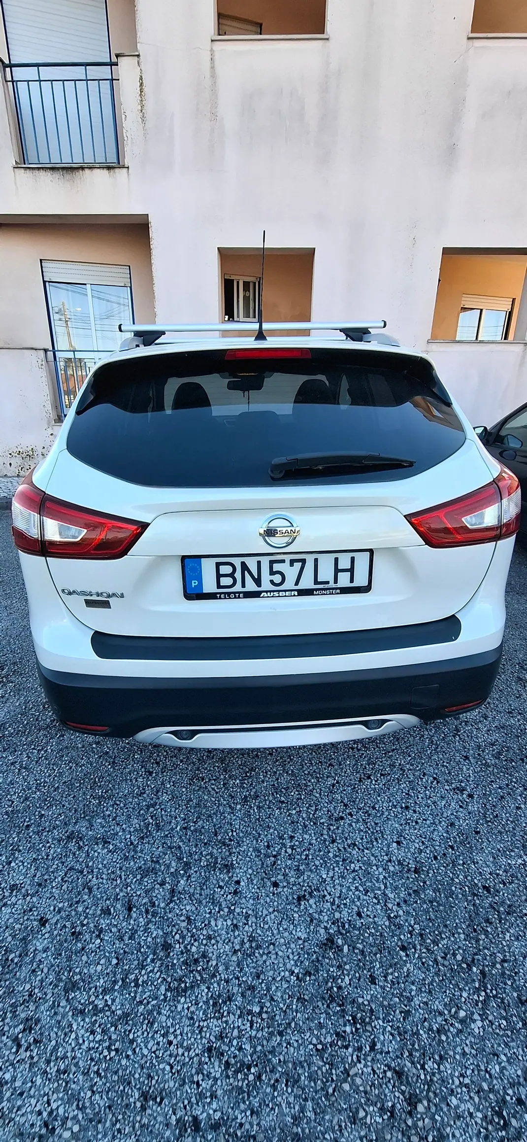 Nissan Qashqai 2017 - 10500 EUR, 211000 km - 211000km - foto 3 de 8