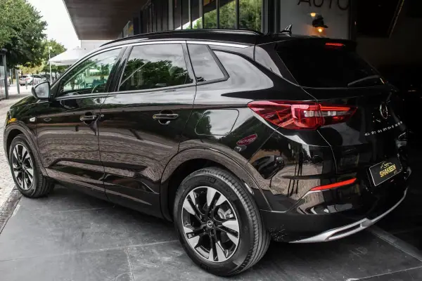 Opel Grandland 1.6 T PHEV Elegance 2022 Híbrido Plug-In