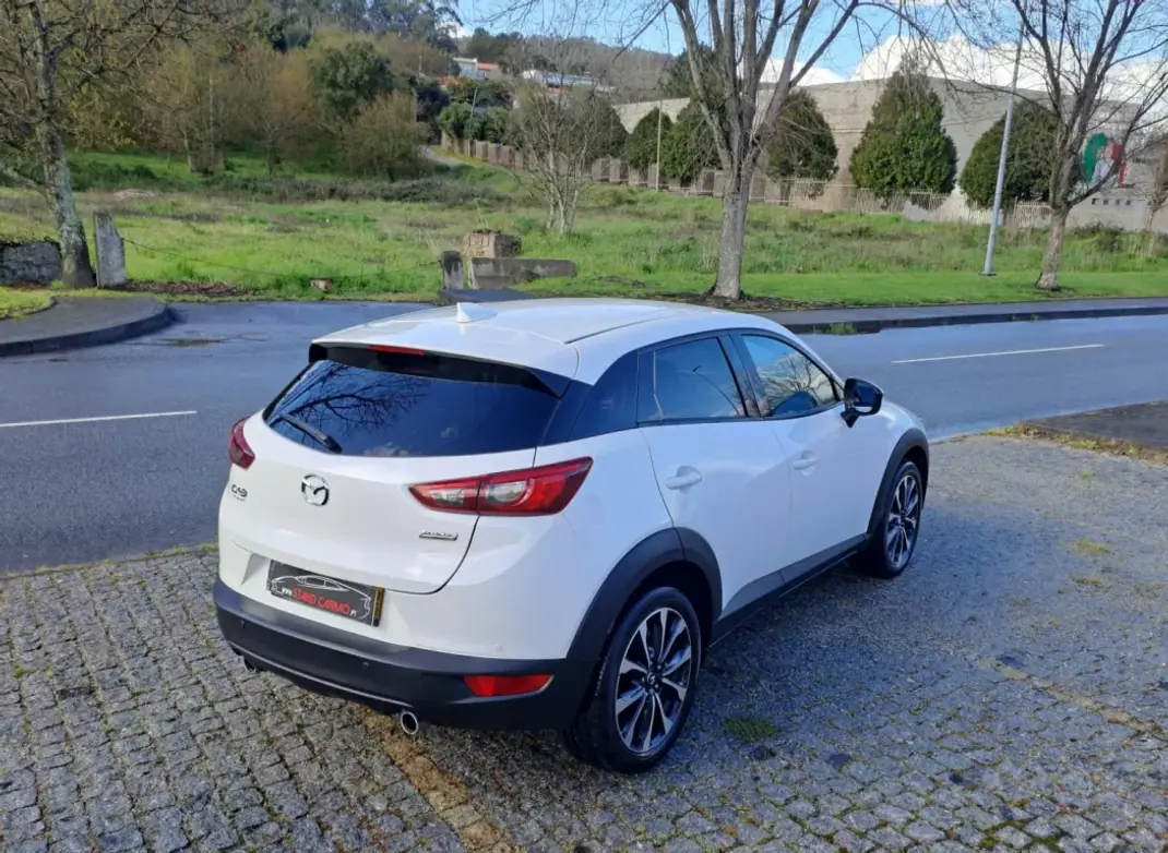 Mazda CX-3 2019 - 17990 EUR, 99000 km - AUTO.MOTO.pt - 99000km - foto 6 de 13