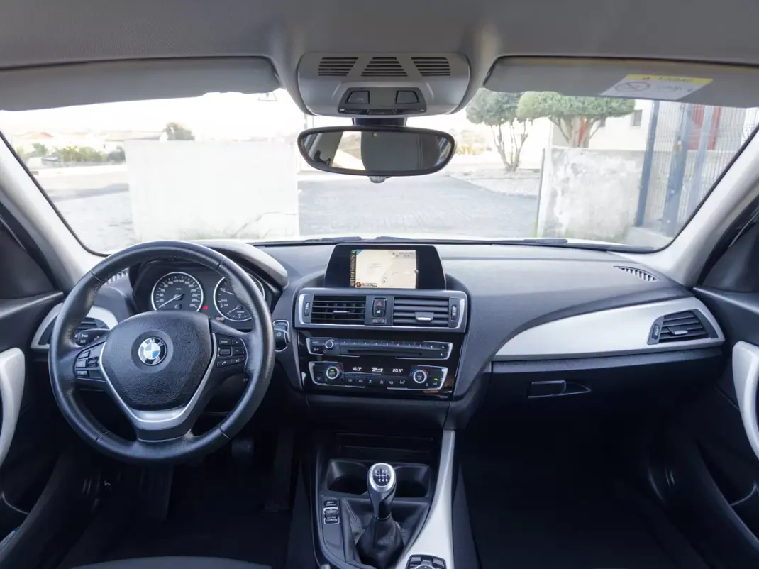 BMW 116 2016 - 14990 EUR, 159000 km - 159000km - foto 30 de 37