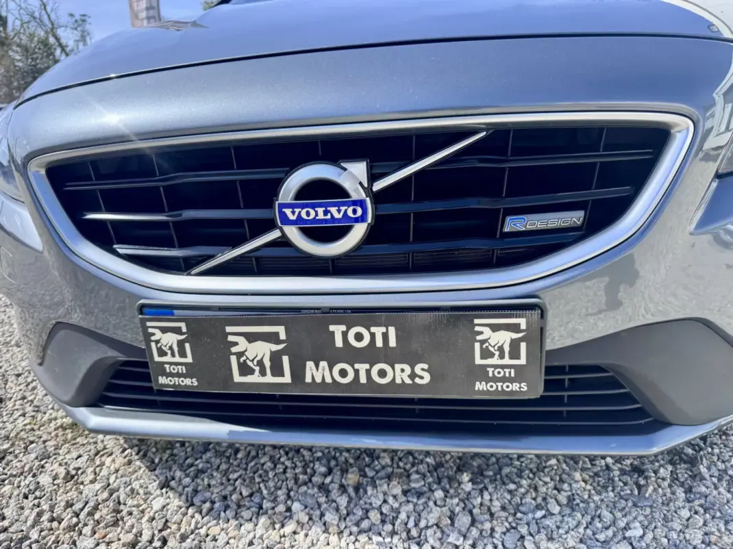 Volvo V40 2014 - 12500 EUR, 191000 km - AUTO.MOTO.pt - 191000km - foto 14 de 25