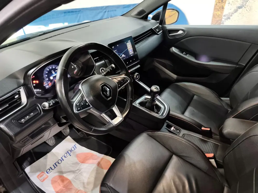 Renault Clio 2020 - 13990 EUR, 77000 km - AUTO.MOTO.pt - 77000km - foto 14 de 27