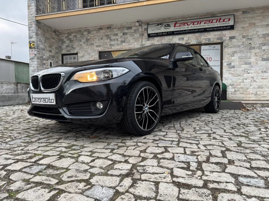 BMW 218 2017 - 17990 EUR, 208000 km - AUTO.MOTO.pt - 208000km - foto 19 de 36