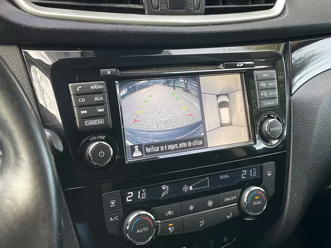 Nissan Qashqai 2017 - 13700 EUR, 243000 km - AUTO.MOTO.pt - 243000km - foto 22 de 28