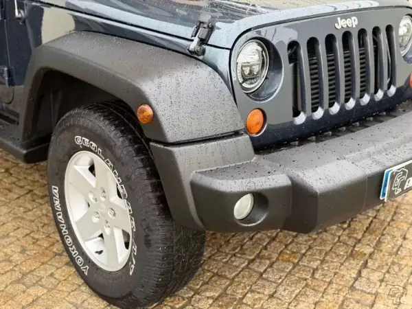 Jeep Wrangler 2007 - 34950 EUR, 165311 km - AUTO.MOTO.pt - 165311km - foto 4 de 13