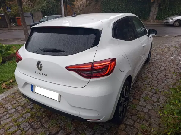 Renault Clio 2022 - 14990 EUR, 161494 km - 161494km - foto 4 de 10