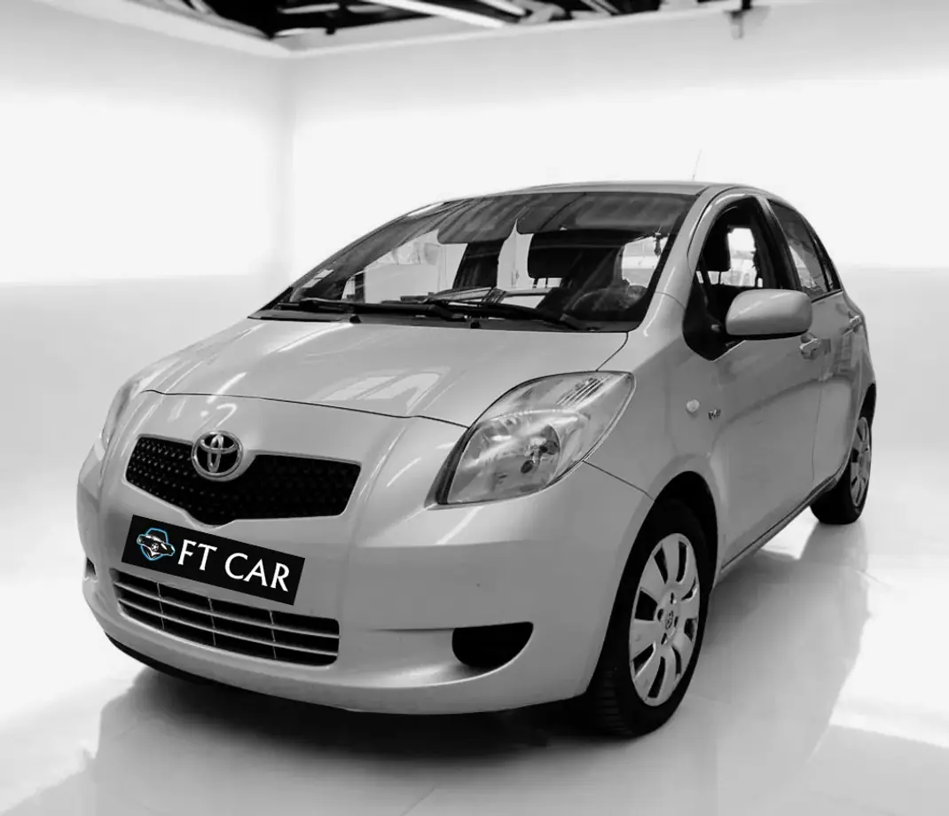 Toyota Yaris 2007 - 6990 EUR, 290000 km - AUTO.MOTO.pt - 290000km - foto 1 de 4