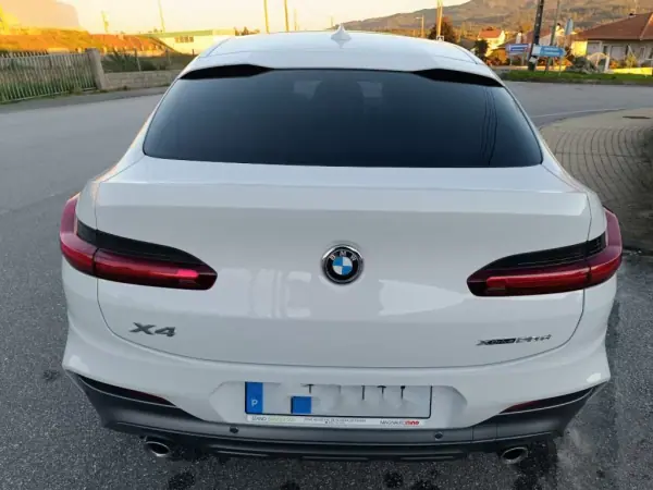 BMW X4 2018 - 49000 EUR, 90000 km - AUTO.MOTO.pt - 90000km - foto 51 de 52