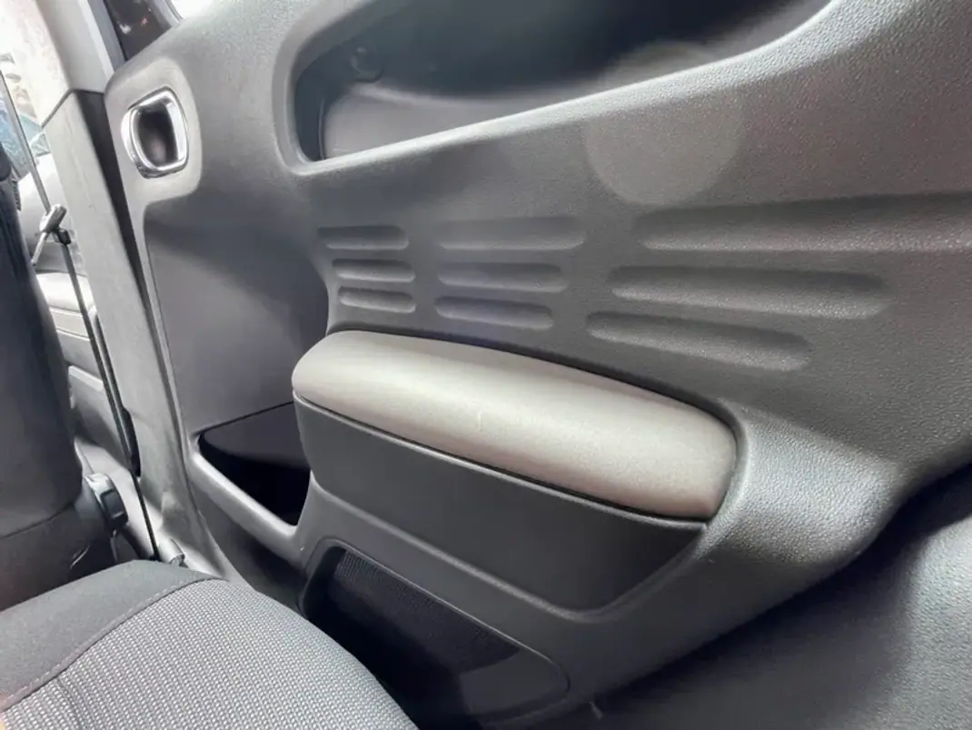 Citroën C4 Cactus 2018 - 14950 EUR, 108880 km - AUTO.MOTO.pt - 108880km - foto 26 de 34