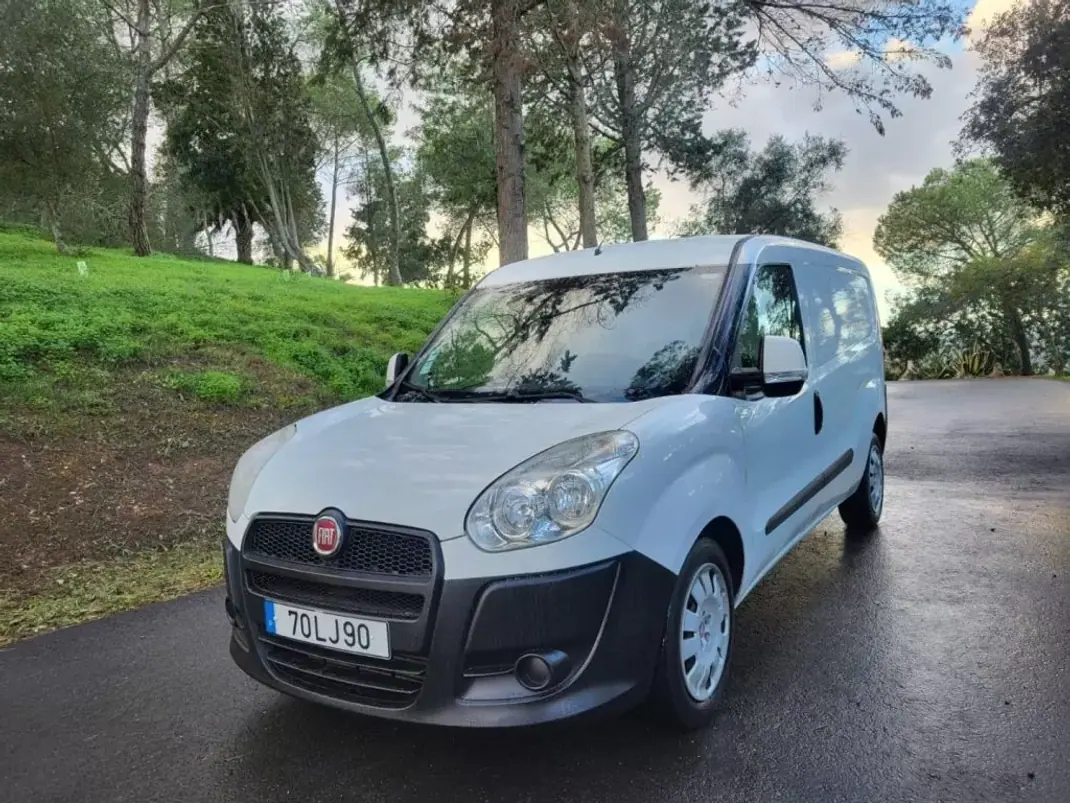 Fiat 2011 - 7250 EUR, 489563 km - AUTO.MOTO.pt - 489563km - foto 3 de 20