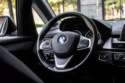 BMW 216 Active Tourer 2017 - 13990 EUR, 96223 km - AUTO.MOTO.pt - 96223km - foto 34 de 43