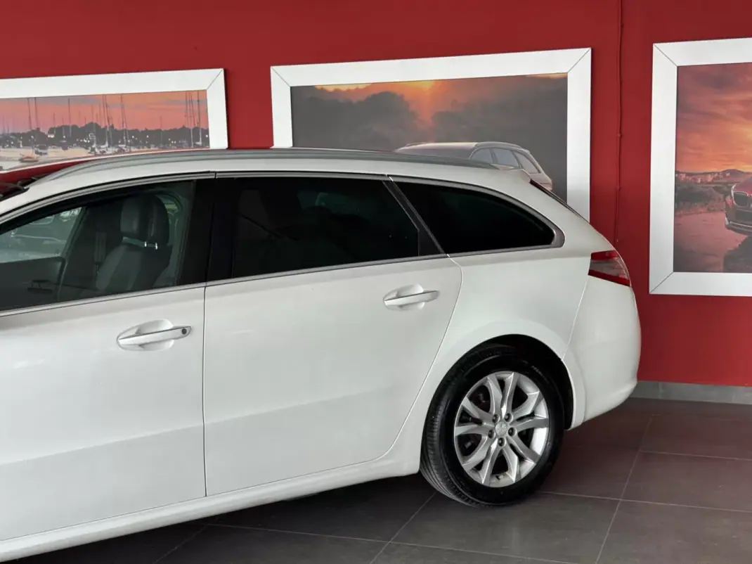 Peugeot 508 SW 2011 - 6990 EUR, 312595 km - AUTO.MOTO.pt - 312595km - foto 3 de 20