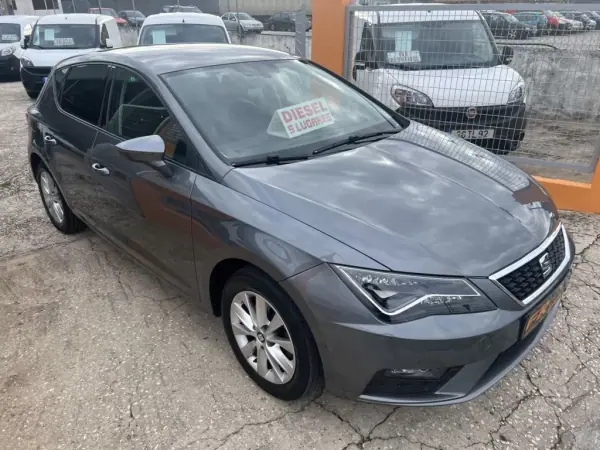 SEAT Leon 2017 - 13450 EUR, 149577 km - AUTO.MOTO.pt - 149577km - foto 8 de 26