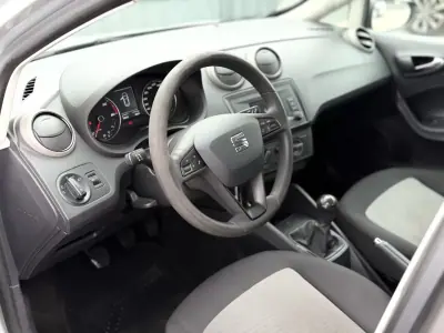 SEAT Ibiza 2016 - 9900 EUR, 152213 km - 152213km - foto 7 de 13