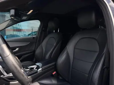 Mercedes-Benz C 200 2015 - 20900 EUR, 163000 km - AUTO.MOTO.pt - 163000km - foto 9 de 13