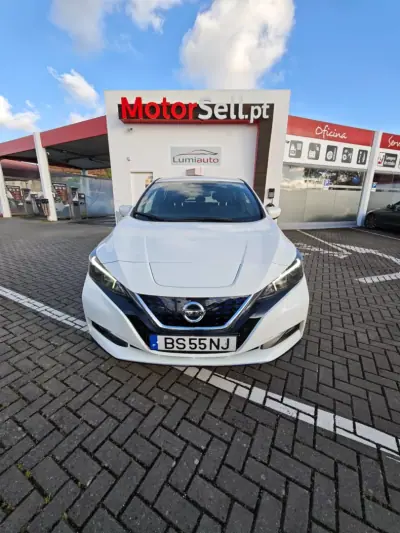 Nissan Leaf 2020 - 21600 EUR, 25600 km - AUTO.MOTO.pt - 25600km - foto 12 de 12