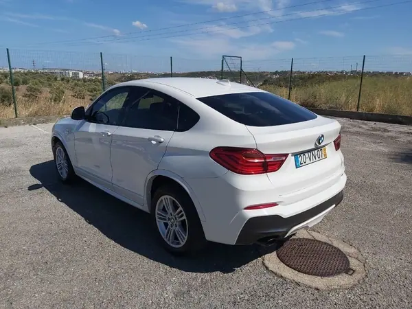 BMW X4 2015 - 26950 EUR, 209556 km - AUTO.MOTO.pt - 209556km - foto 4 de 60