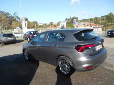 Fiat Tipo 2017 - 12900 EUR, 79826 km - AUTO.MOTO.pt - 79826km - foto 5 de 10