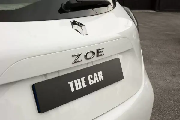 Renault Zoe 2020 - 15500 EUR, 101426 km - AUTO.MOTO.pt - 101426km - foto 6 de 24