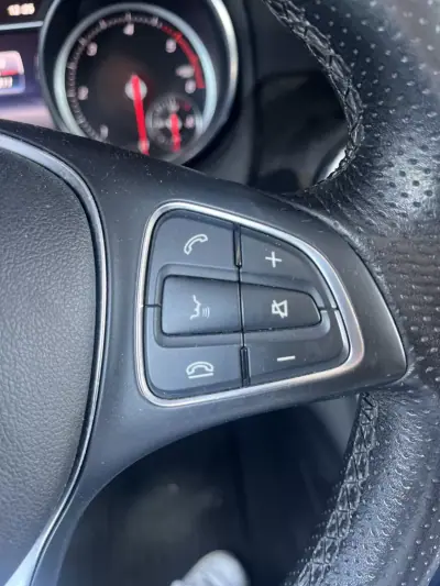 Mercedes-Benz CLA 180 2017 - 18500 EUR, 180800 km - AUTO.MOTO.pt - 180800km - foto 21 de 25