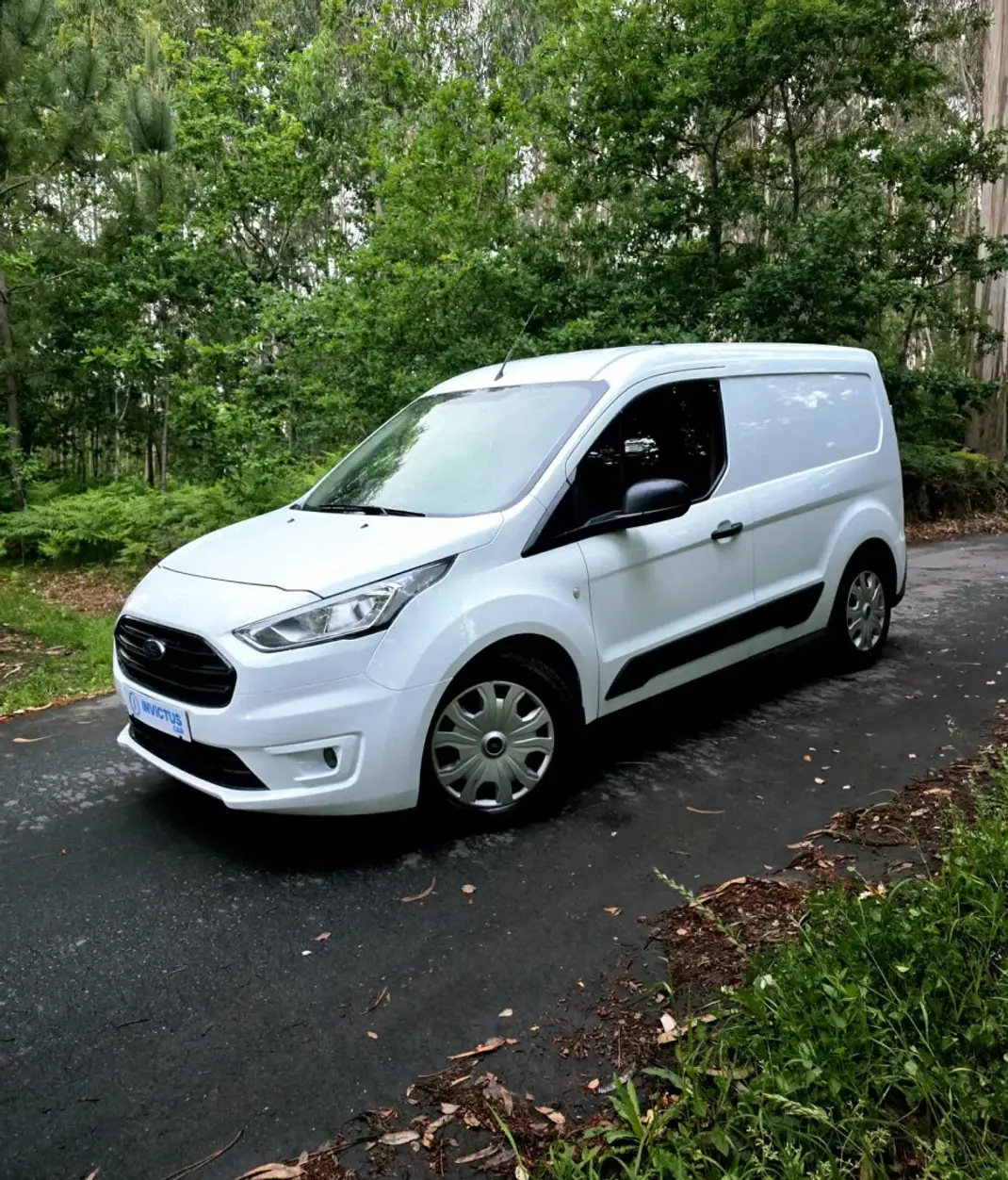 Ford Transit Connect 2019 - 11990 EUR, 144000 km - AUTO.MOTO.pt - 144000km - foto 2 de 27