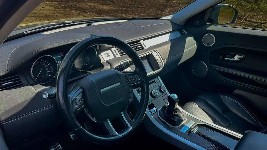 Land Rover Range Rover Evoque 2014 - 16900 EUR, 134800 km - 134800km - foto 11 de 13