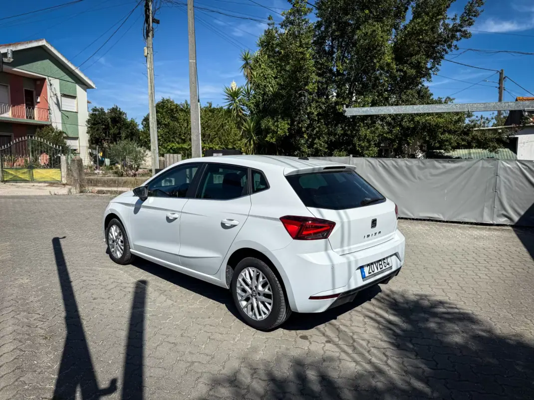SEAT Ibiza 2018 - 11990 EUR, 150000 km - 150000km - foto 10 de 12