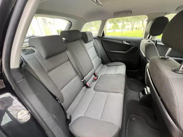 Audi A3 2010 - 10965 EUR, 150000 km - AUTO.MOTO.pt - 150000km - foto 19 de 38
