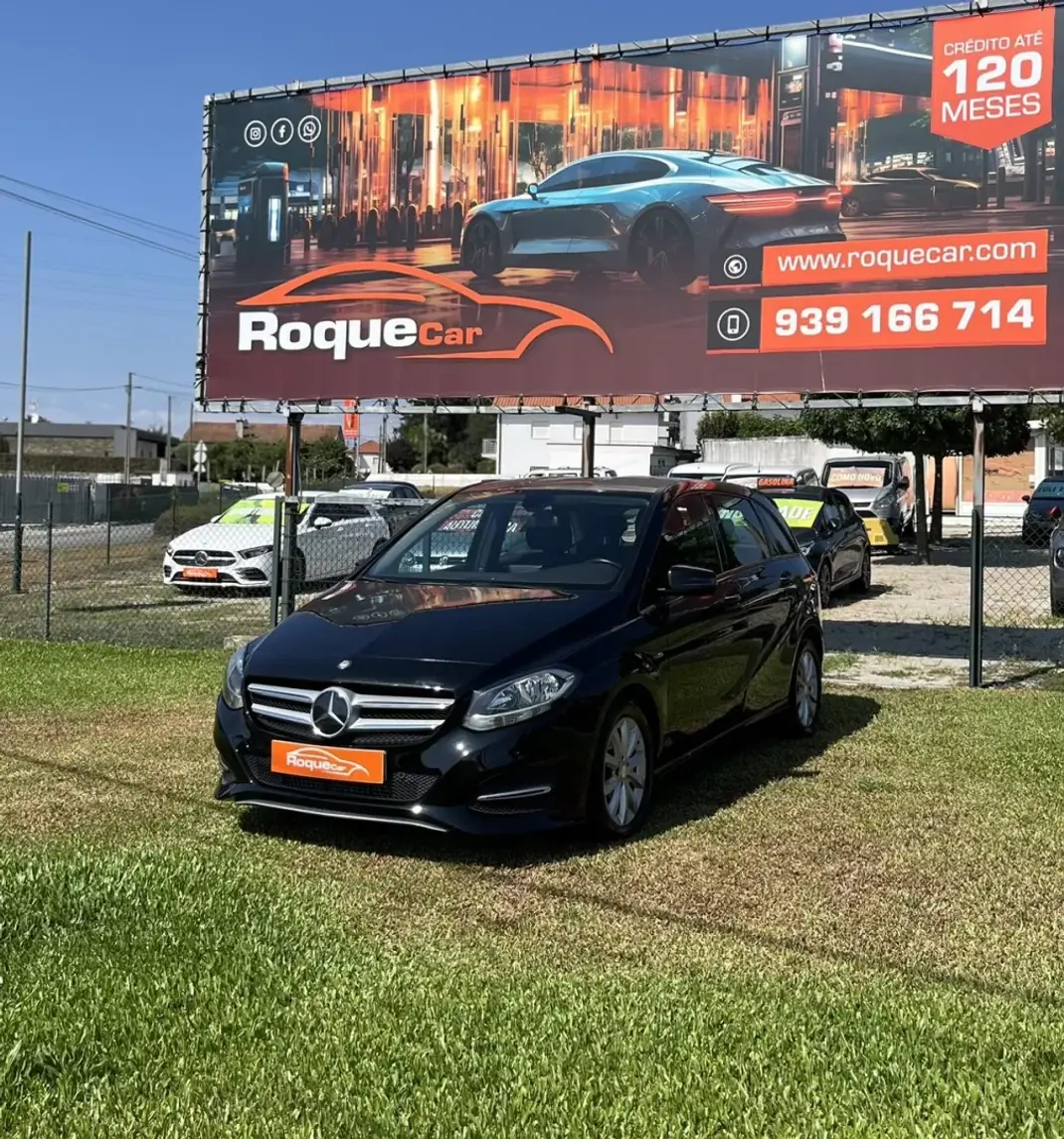 Mercedes-Benz B 180 2012 - 12900 EUR, 125490 km - AUTO.MOTO.pt - 125490km - foto 1 de 14