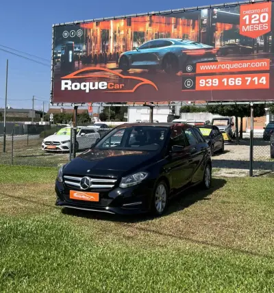 Mercedes-Benz B 180 2012 - 125490km