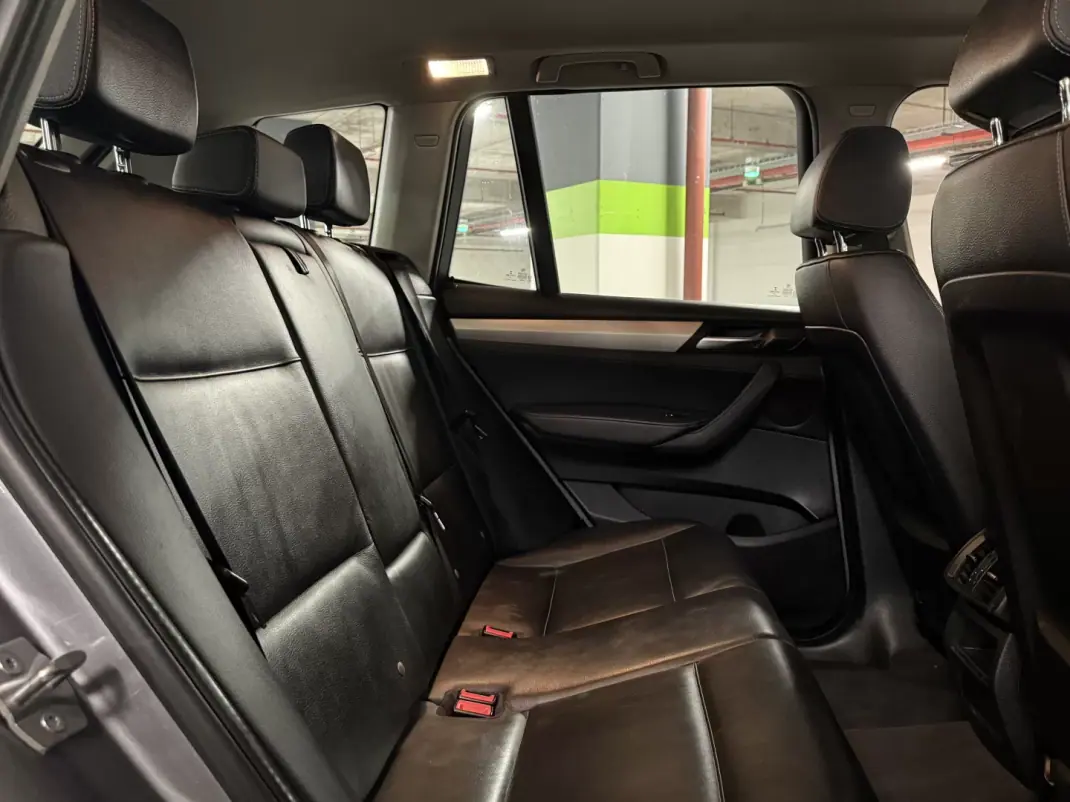 BMW X3 2015 - 15000 EUR, 316000 km - AUTO.MOTO.pt - 316000km - foto 9 de 9