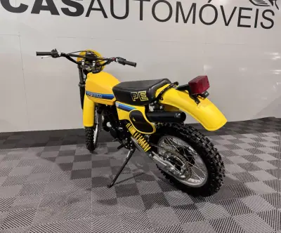Suzuki Burgman 650 ABS Executive 1994 - 6750 EUR, 1500 km - 1500km - foto 4 de 17