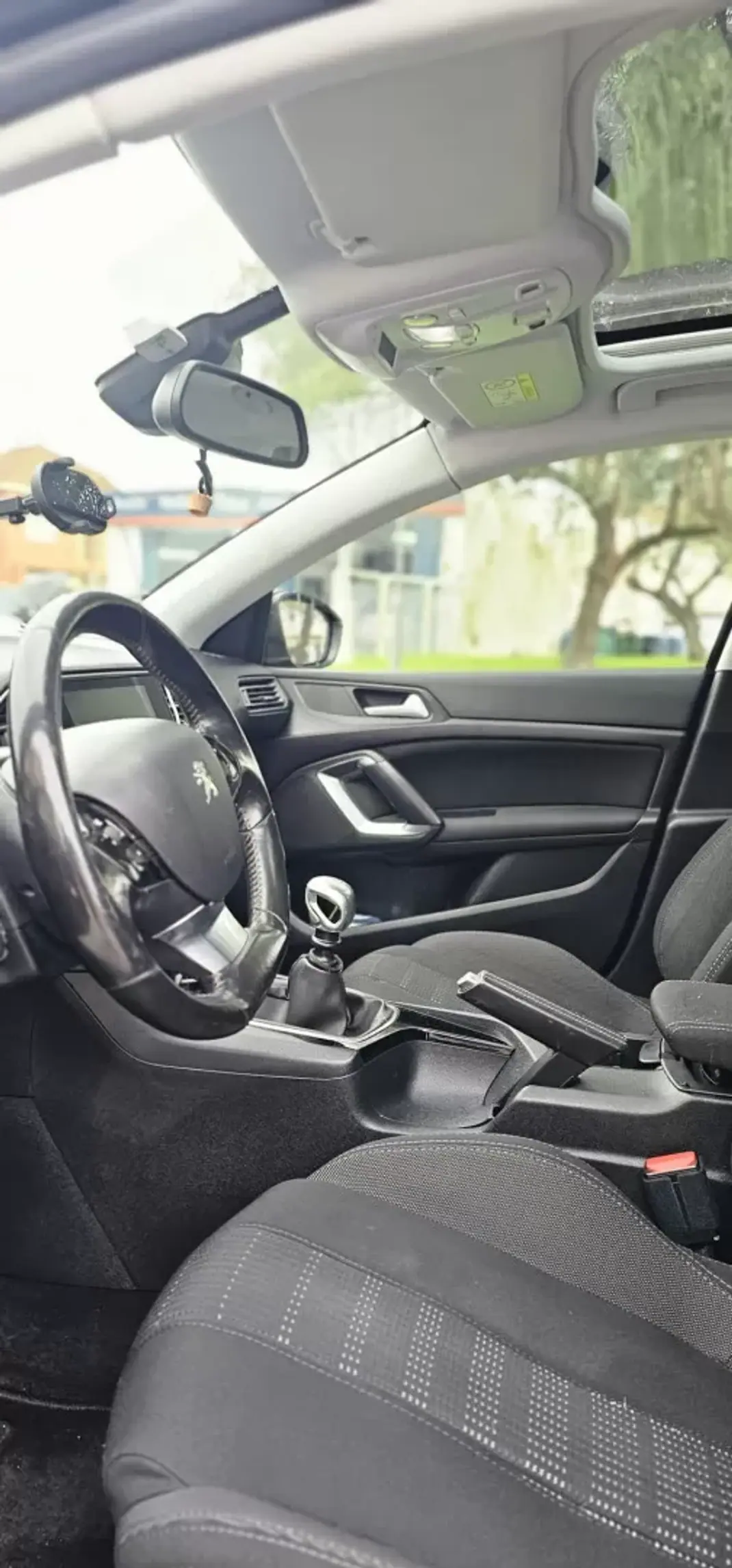 Peugeot 308 SW 2005 - 14900 EUR, 212300 km - AUTO.MOTO.pt - 212300km - foto 13 de 13