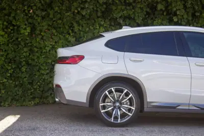 BMW X4 2018 - 39900 EUR, 114000 km - AUTO.MOTO.pt - 114000km - foto 4 de 18