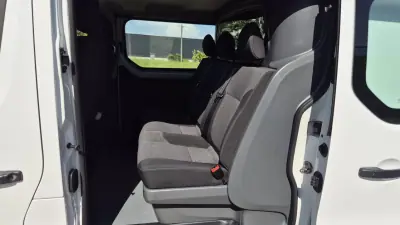 Renault Trafic 2.0 DCI L2 H1 2019 - 24900 EUR, 125914 km - AUTO.MOTO.pt - 125914km - foto 12 de 20