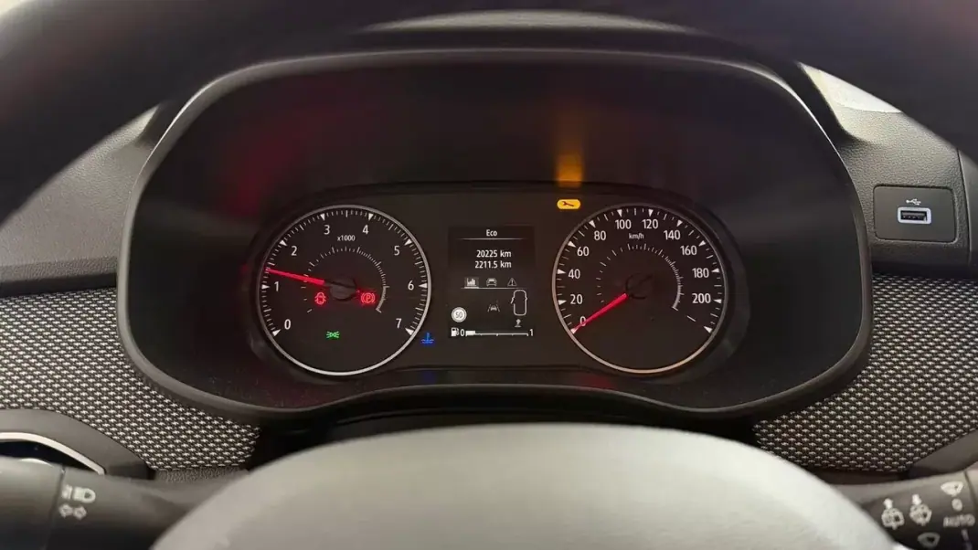 Dacia Sandero 2025 - 14990 EUR, 20225 km - AUTO.MOTO.pt - 20225km - foto 16 de 29