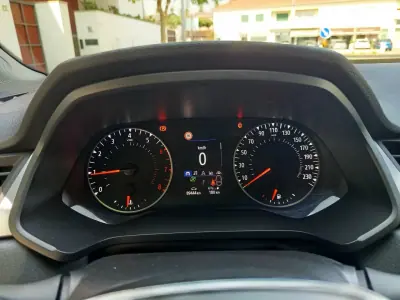 Renault Captur 2023 - 15490 EUR, 89400 km - 89400km - foto 15 de 18
