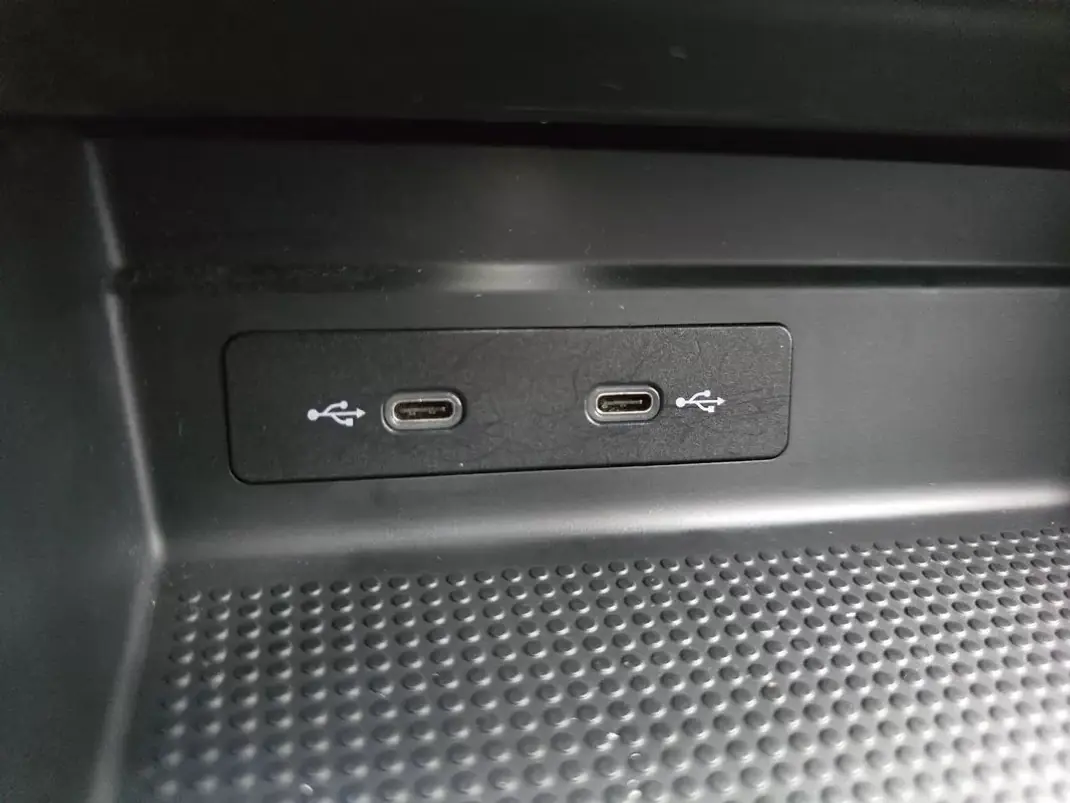 SEAT Arona 2020 - 14500 EUR, 61900 km - AUTO.MOTO.pt - 61900km - foto 28 de 42