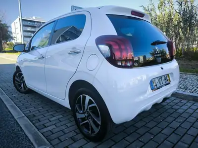 Peugeot 108 2018 - 9999 EUR, 180453 km - AUTO.MOTO.pt - 180453km - foto 46 de 60