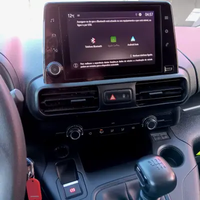 Opel COMBO 2022 - 15900 EUR, 82827 km - AUTO.MOTO.pt - 82827km - foto 19 de 20