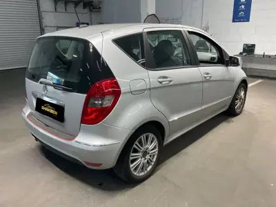Mercedes-Benz A 180 2012 - 8700 EUR, 206137 km - foto 2 de 4