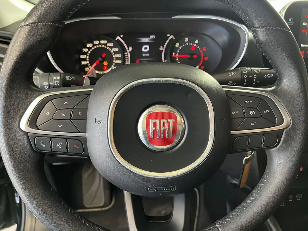 Fiat Tipo Station Wagon 2017 - 10900 EUR, 89825 km - AUTO.MOTO.pt - 89825km - foto 13 de 23