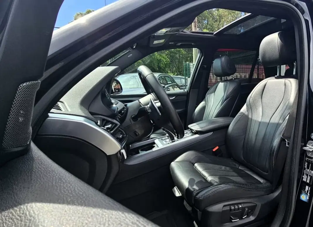 BMW X5 2017 - 35000 EUR, 150000 km - AUTO.MOTO.pt - 150000km - foto 5 de 40