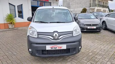 Renault TRAFIC L2H1 125CV 2019 - 19900 EUR, 106110 km - AUTO.MOTO.pt - 106110km - foto 5 de 24