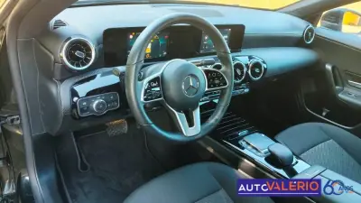 Mercedes-Benz CLA 200 2021 - 32950 EUR, 37470 km - AUTO.MOTO.pt - 37470km - foto 10 de 26