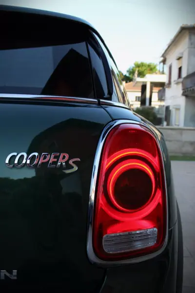 MINI Countryman 2018 - 15750 EUR, 224000 km - AUTO.MOTO.pt - 224000km - foto 29 de 33