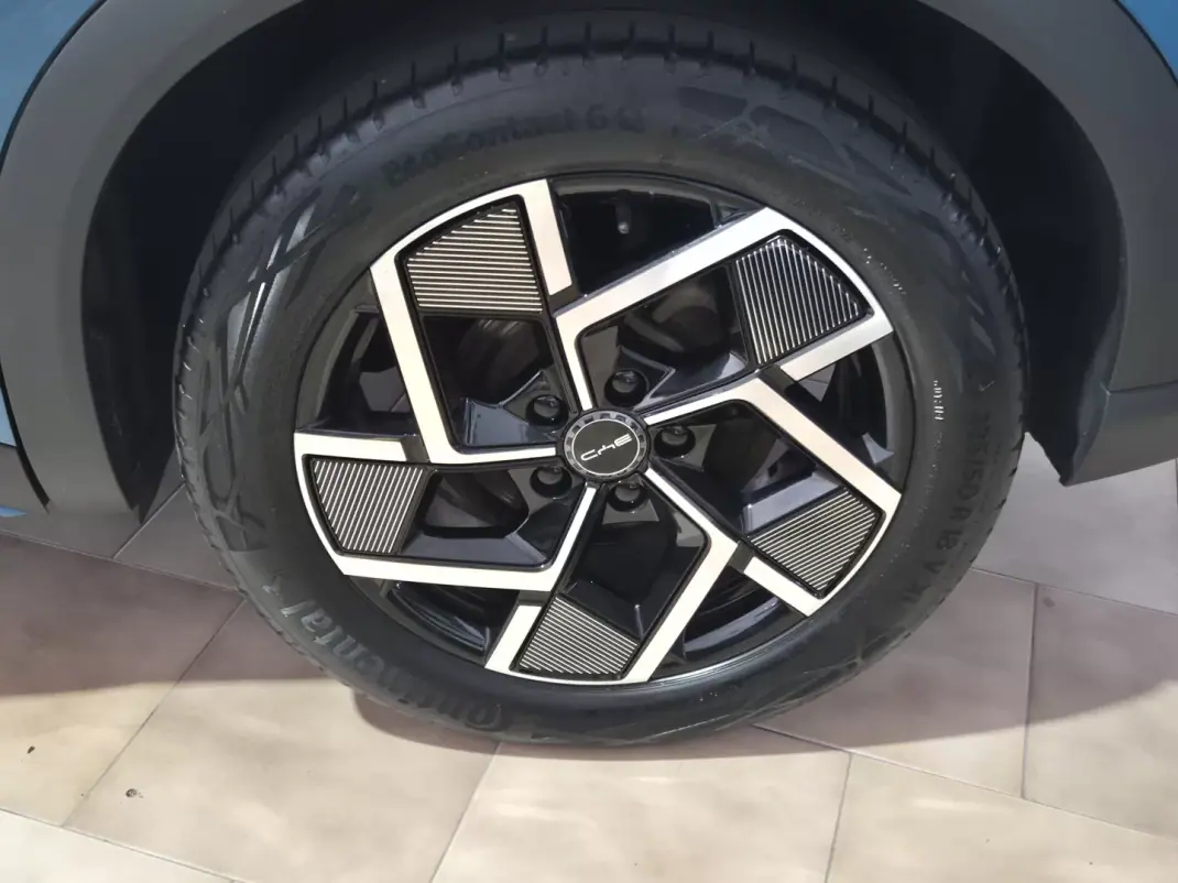 BYD Atto 3 2022 - 27500 EUR, 67500 km - AUTO.MOTO.pt - 67500km - foto 7 de 39